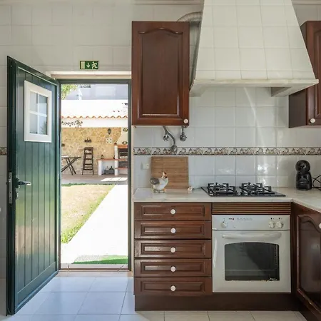 Casa Da Hera بيت للعطل