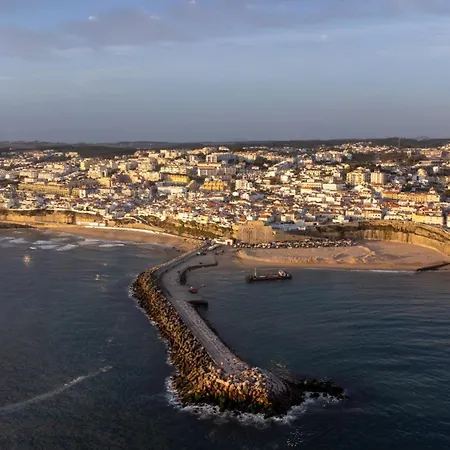 Casa Da Hera بيت للعطل
